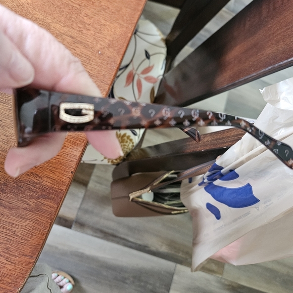 GUESS 6329 Tortoise Shell Sunglasses 51/18/133 - Picture 7 of 8